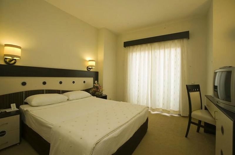 La Vita's Hotel 3*